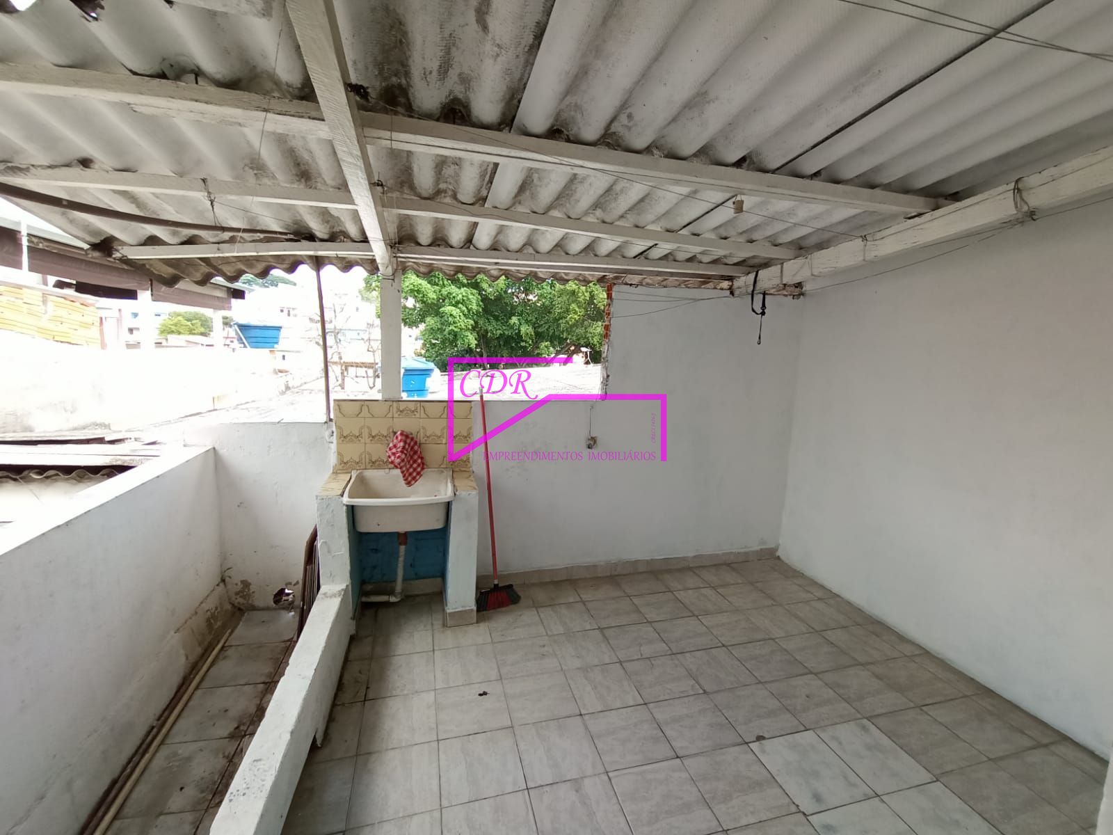 Casa para alugar com 1 quarto, 50m² - Foto 2