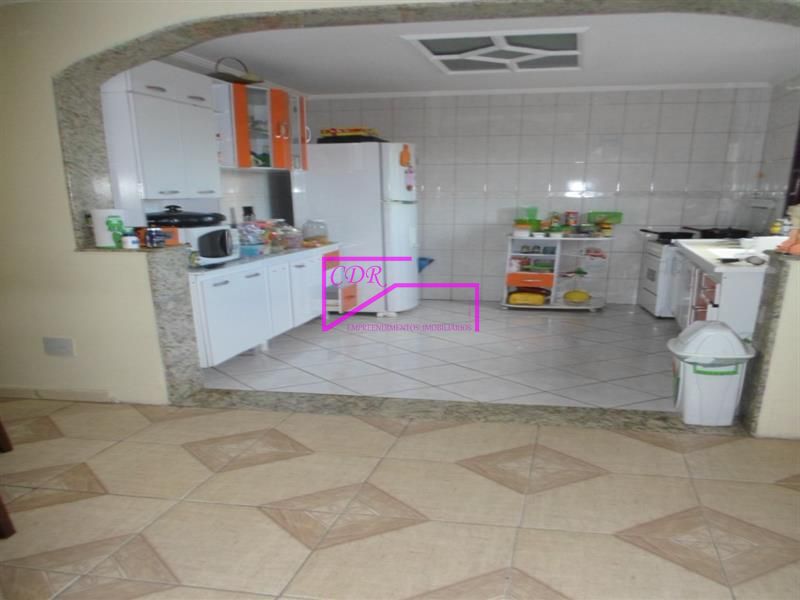 Sobrado à venda com 3 quartos, 275m² - Foto 2