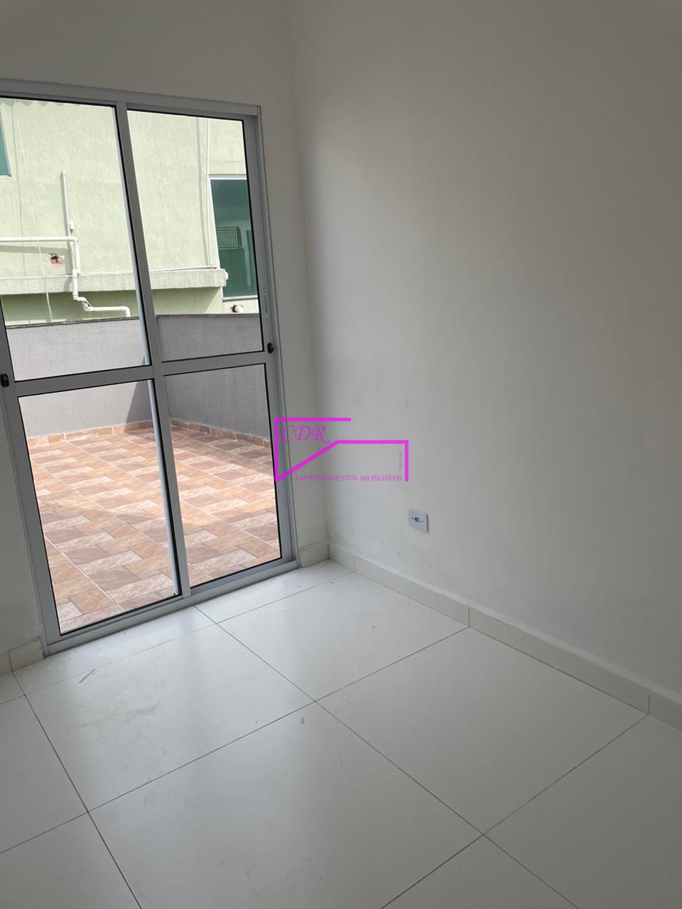 Apartamento à venda com 1 quarto, 70m² - Foto 3