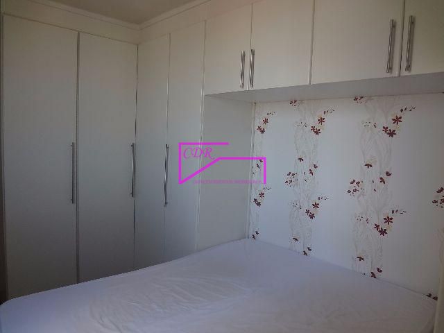 Apartamento à venda com 3 quartos, 65m² - Foto 4