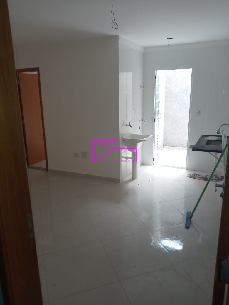 Apartamento à venda com 2 quartos, 39m² - Foto 2