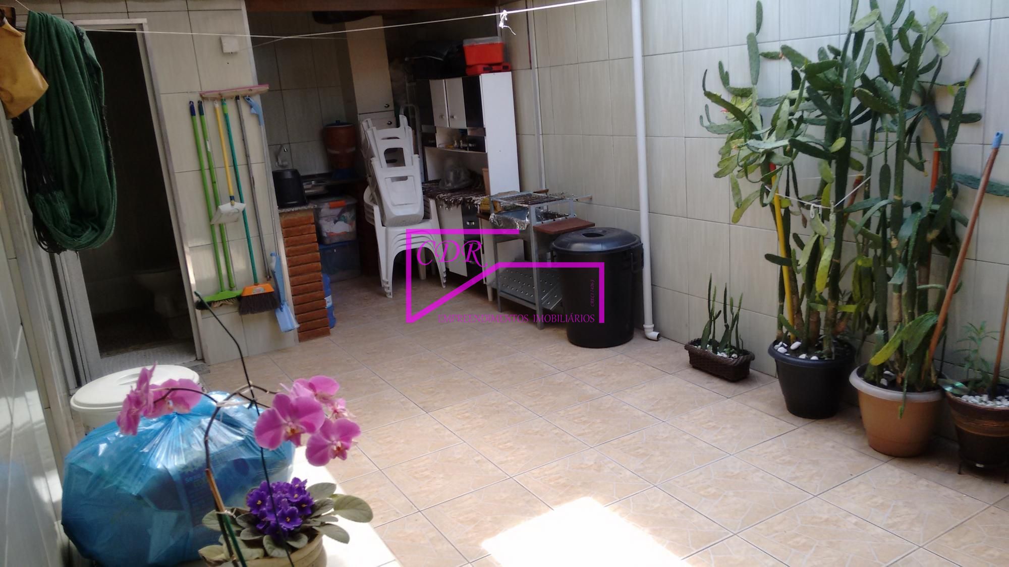 Casa à venda com 2 quartos, 175m² - Foto 14
