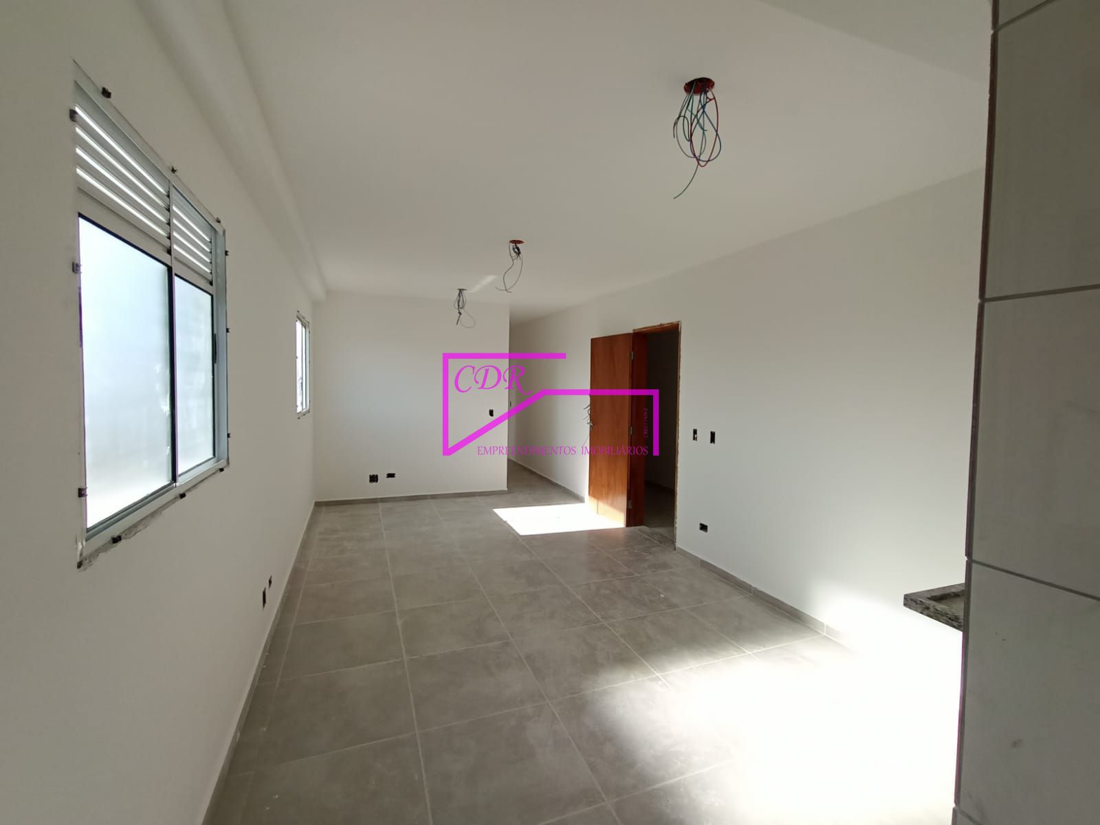 Apartamento à venda com 2 quartos, 47m² - Foto 3