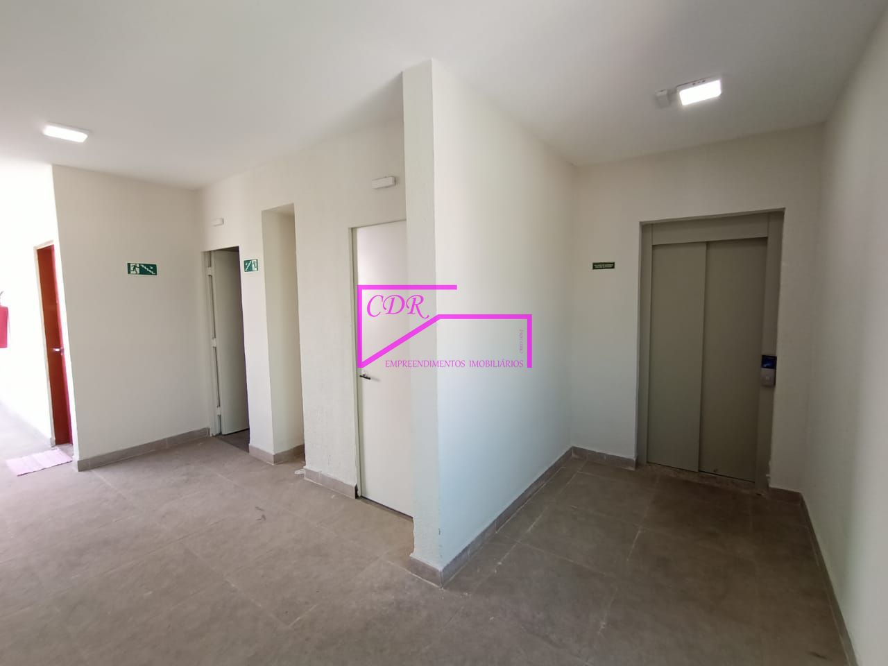 Apartamento para alugar com 2 quartos, 40m² - Foto 27