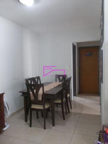 Apartamento à venda com 3 quartos, 75m² - Foto 4