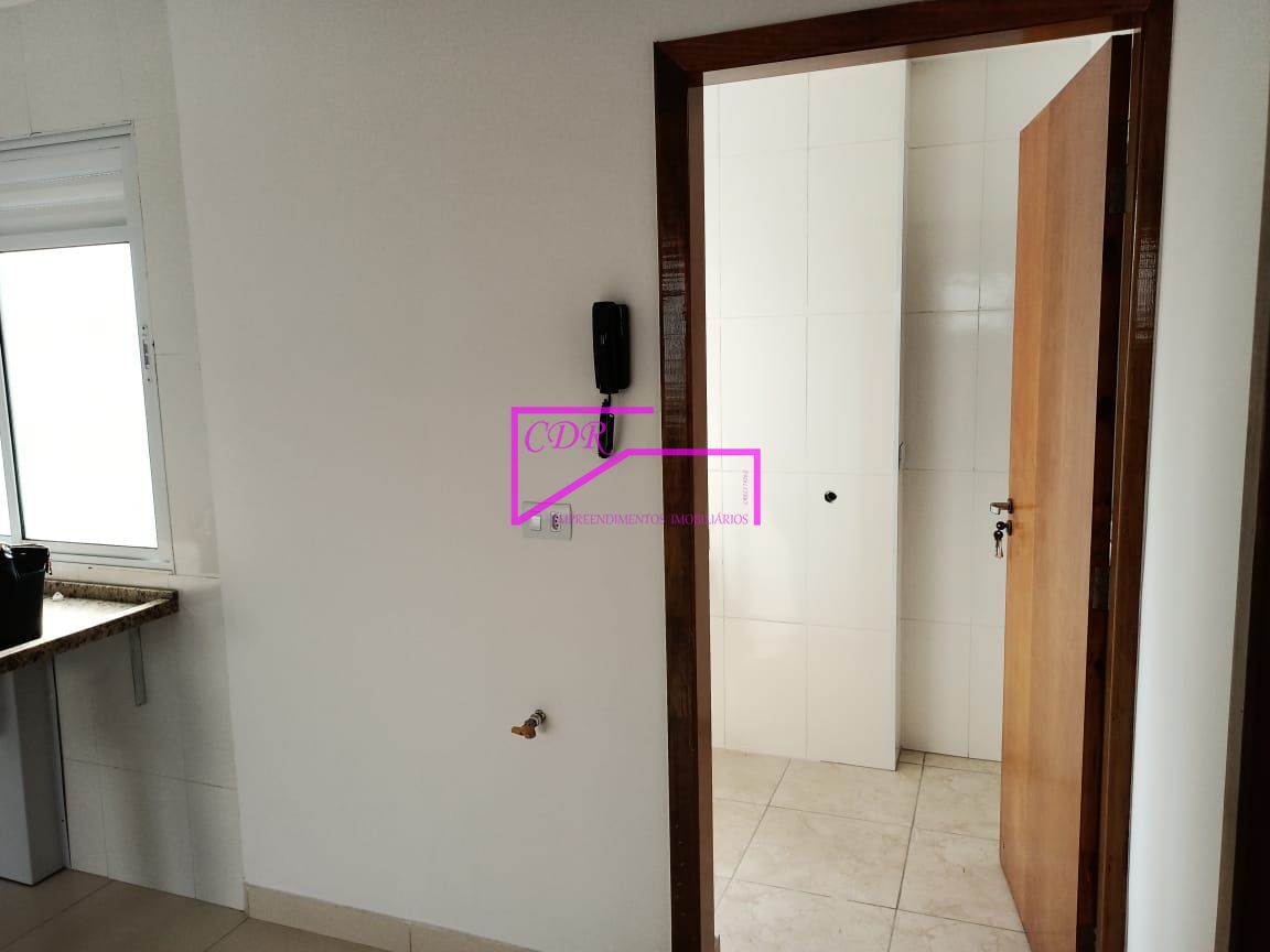 Apartamento para alugar com 2 quartos, 40m² - Foto 9