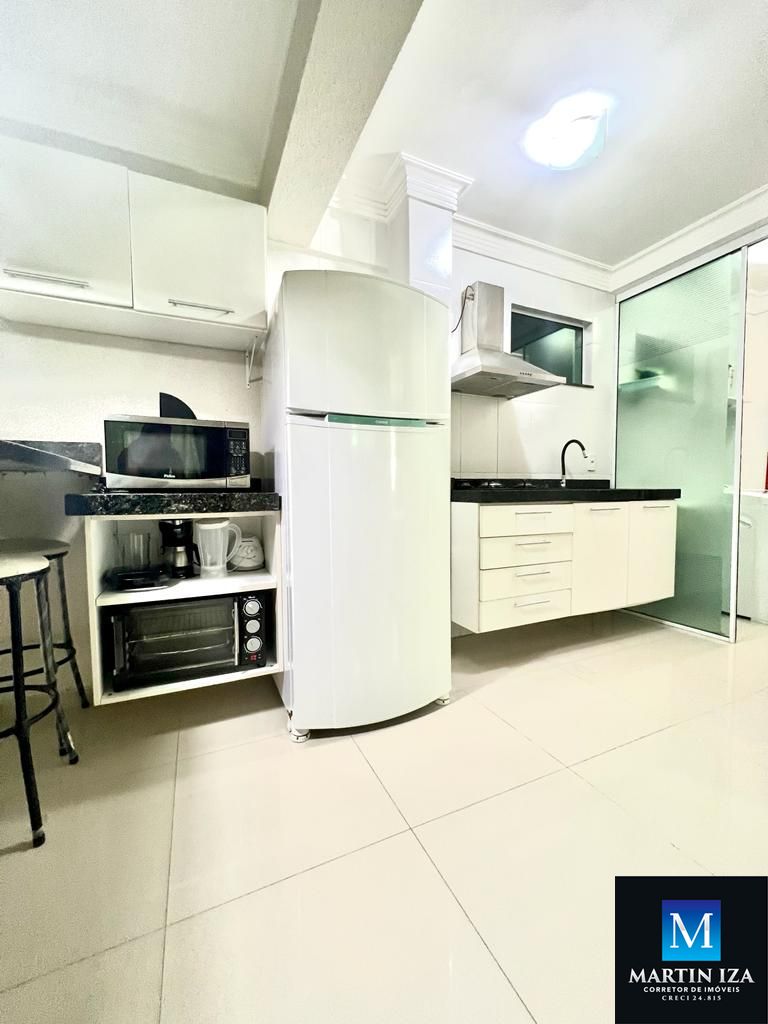 Apartamento com 1 Dormitórios para alugar, 45 m² por R$ 450,00