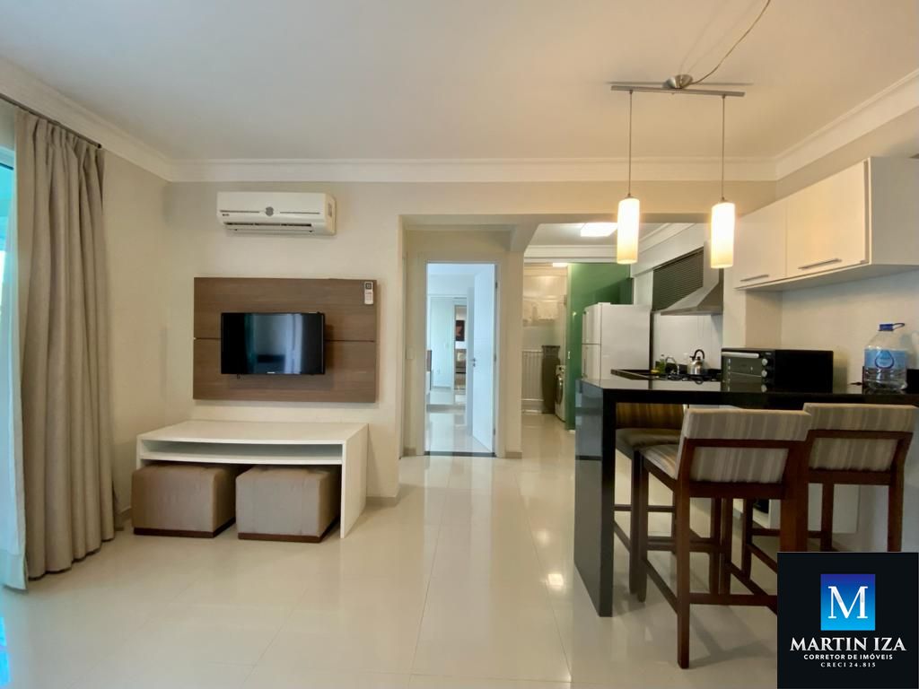 Apartamento com 1 Dormitórios para alugar, 50 m² por R$ 450,00