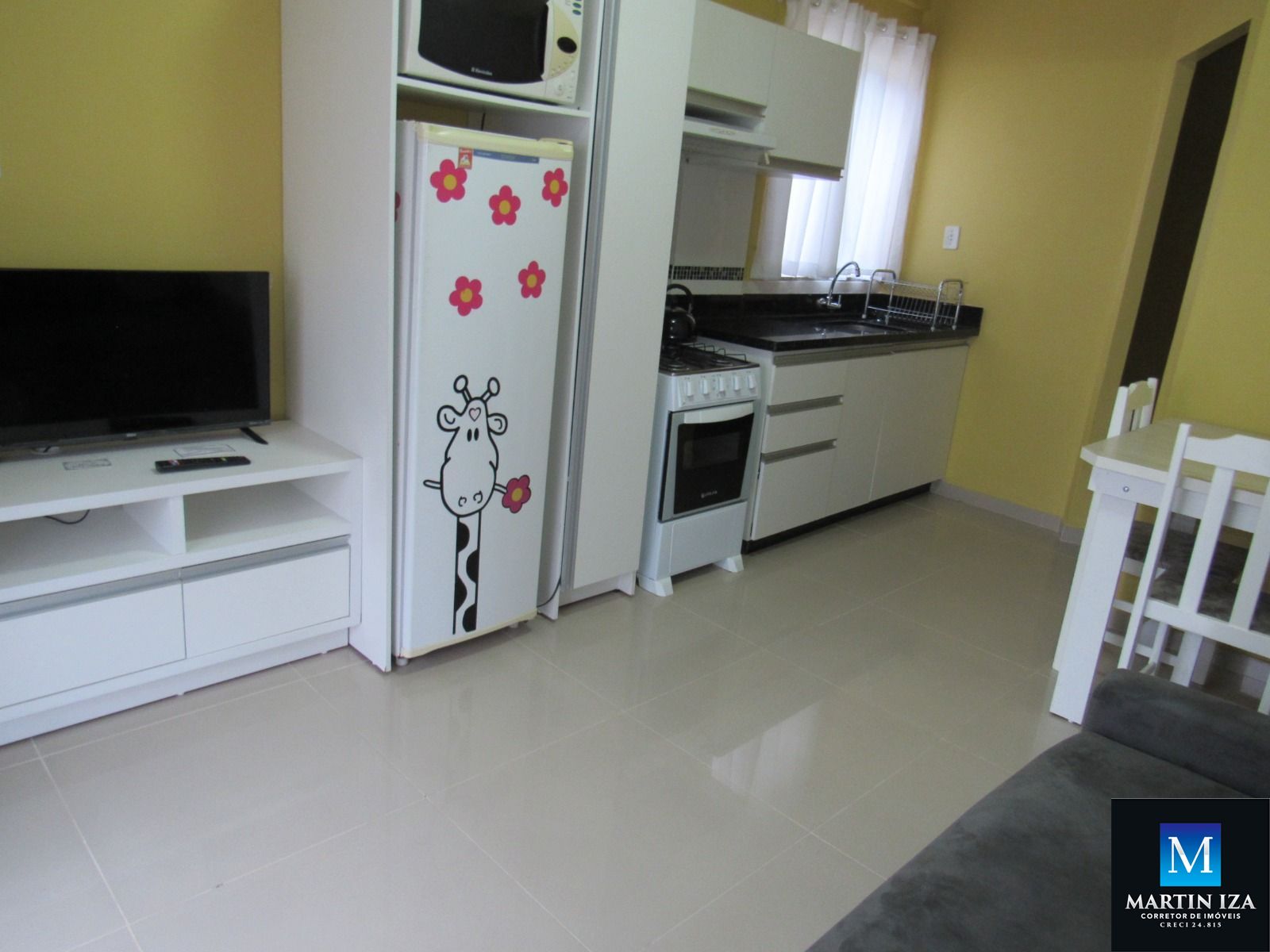 Apartamento com 1 Dormitórios para alugar, 45 m² por R$ 150,00