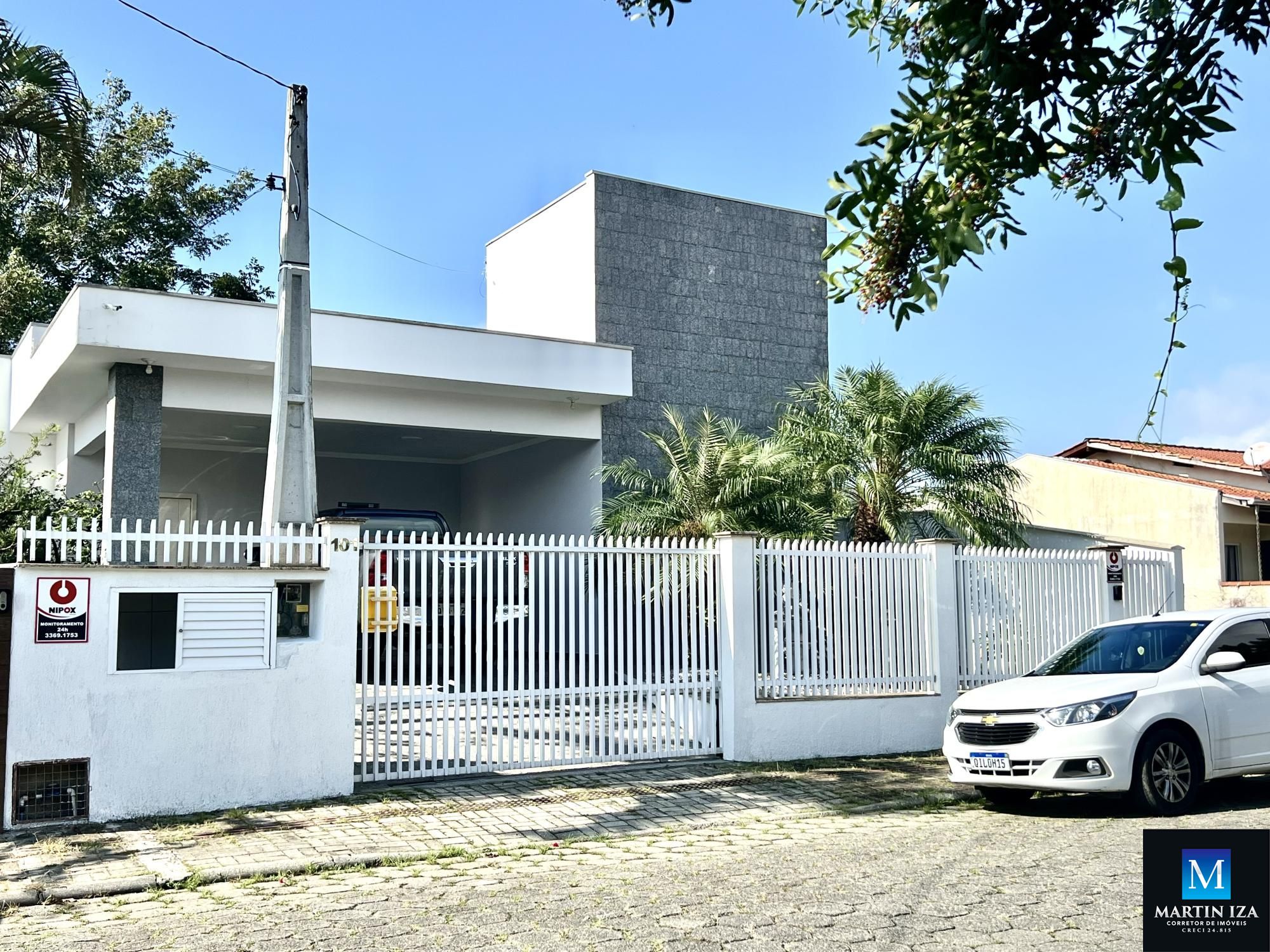 Casa  venda  no Bombas - Bombinhas, SC. Imveis
