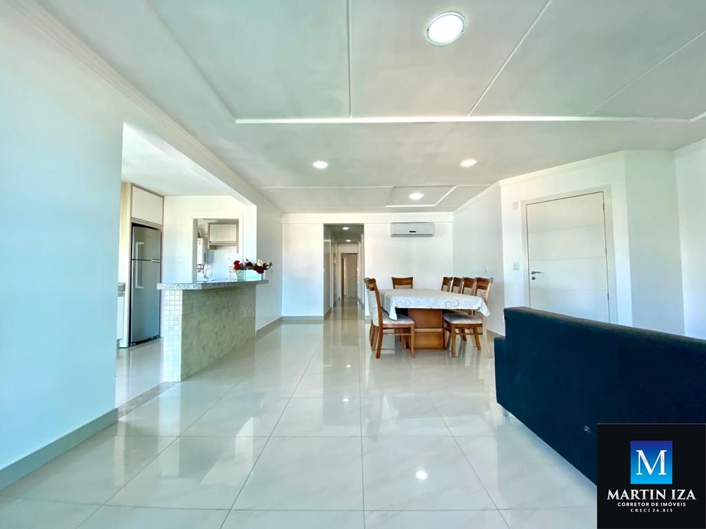 Apartamento com 4 Dormitórios para alugar, 120 m² por R$ 900,00