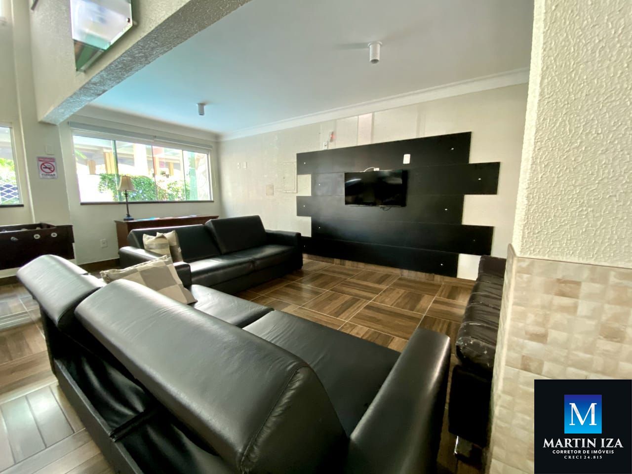 Apartamento com 1 Dormitórios para alugar, 44 m² por R$ 300,00