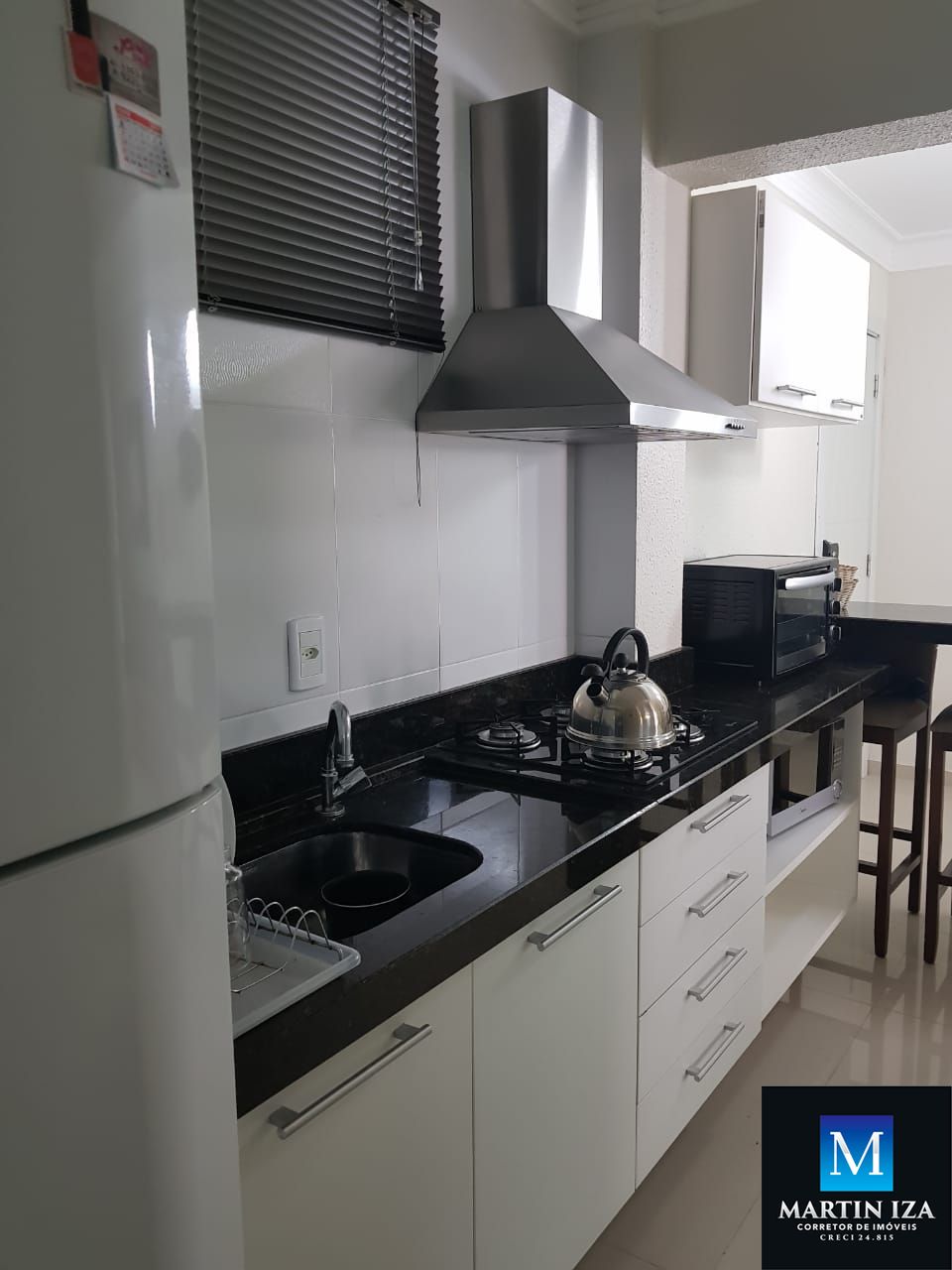 Apartamento com 1 Dormitórios para alugar, 44 m² por R$ 450,00