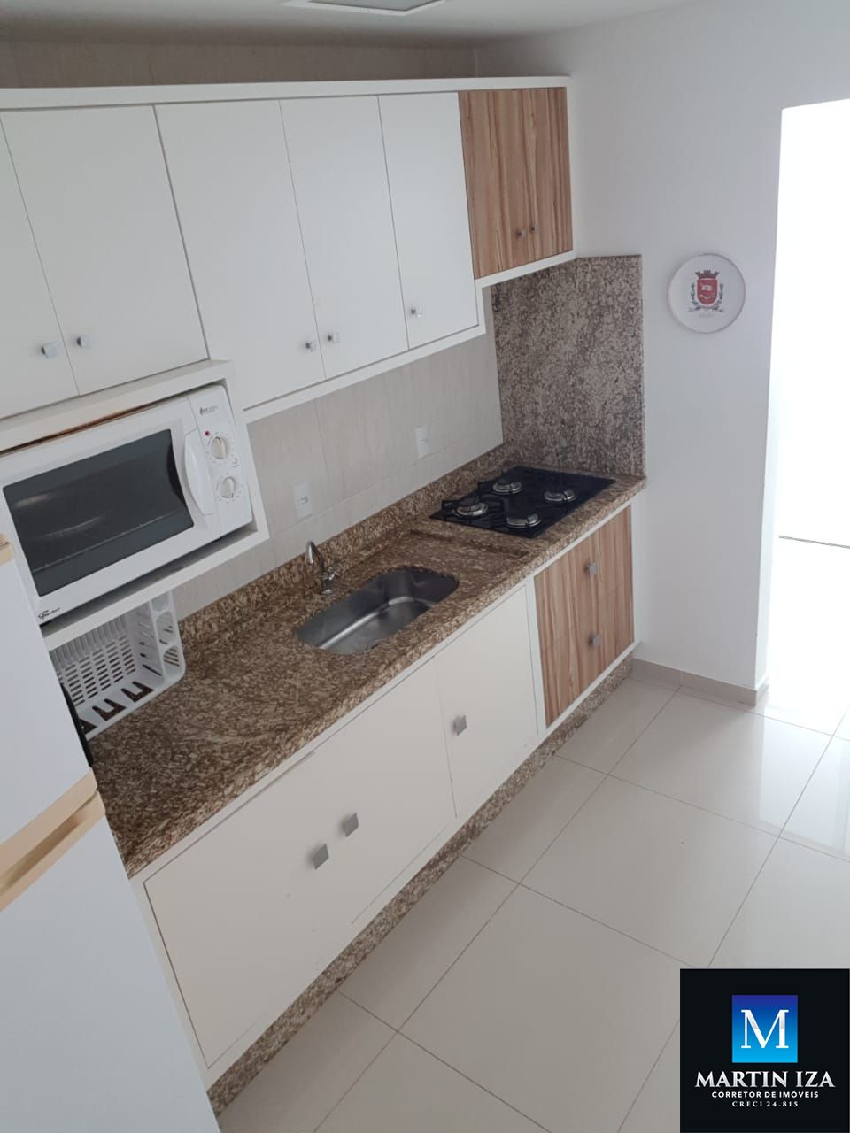 Apartamento com 2 Dormitórios para alugar, 70 m² por R$ 250,00