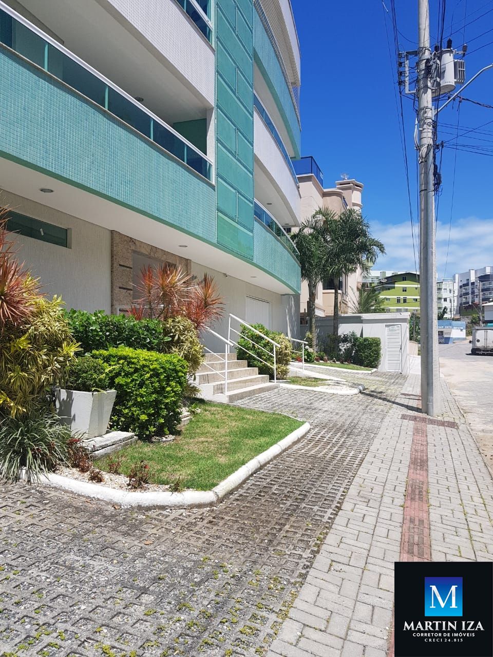 Apartamento para alugar no Bombas - Bombinhas, SC. R$ 250,00