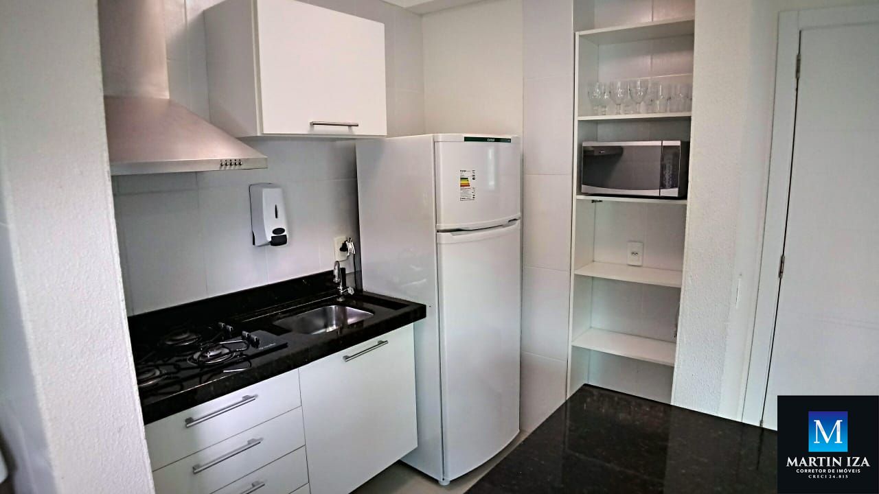 Cobertura com 2 Dormitórios para alugar, 85 m² por R$ 550,00