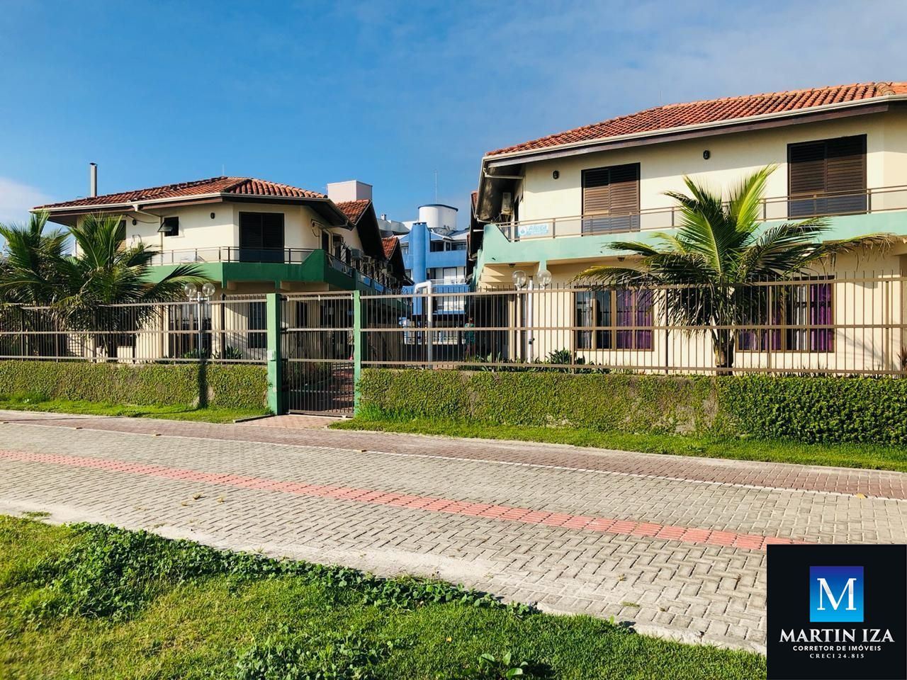 Apartamento para alugar  no Bombas - Bombinhas, SC. Imveis