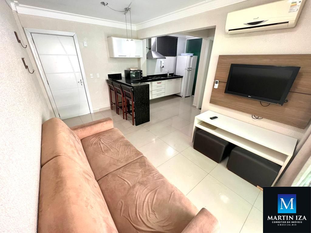 Apartamento com 1 Dormitórios para alugar, 45 m² por R$ 300,00