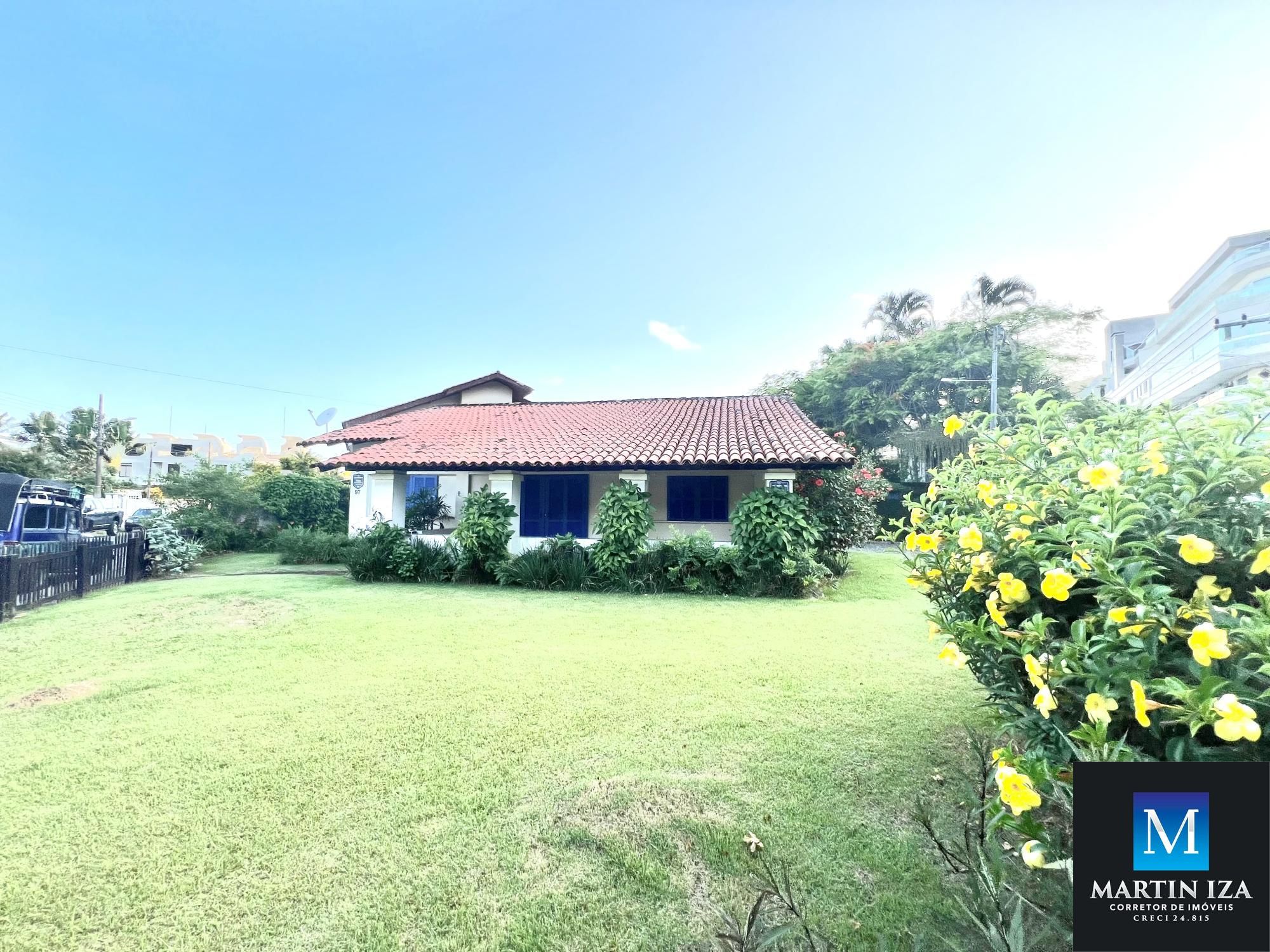 Casa para alugar  no Bombas - Bombinhas, SC. Imveis