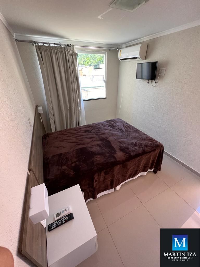 Apartamento à venda com 2 quartos, 70m² - Foto 13