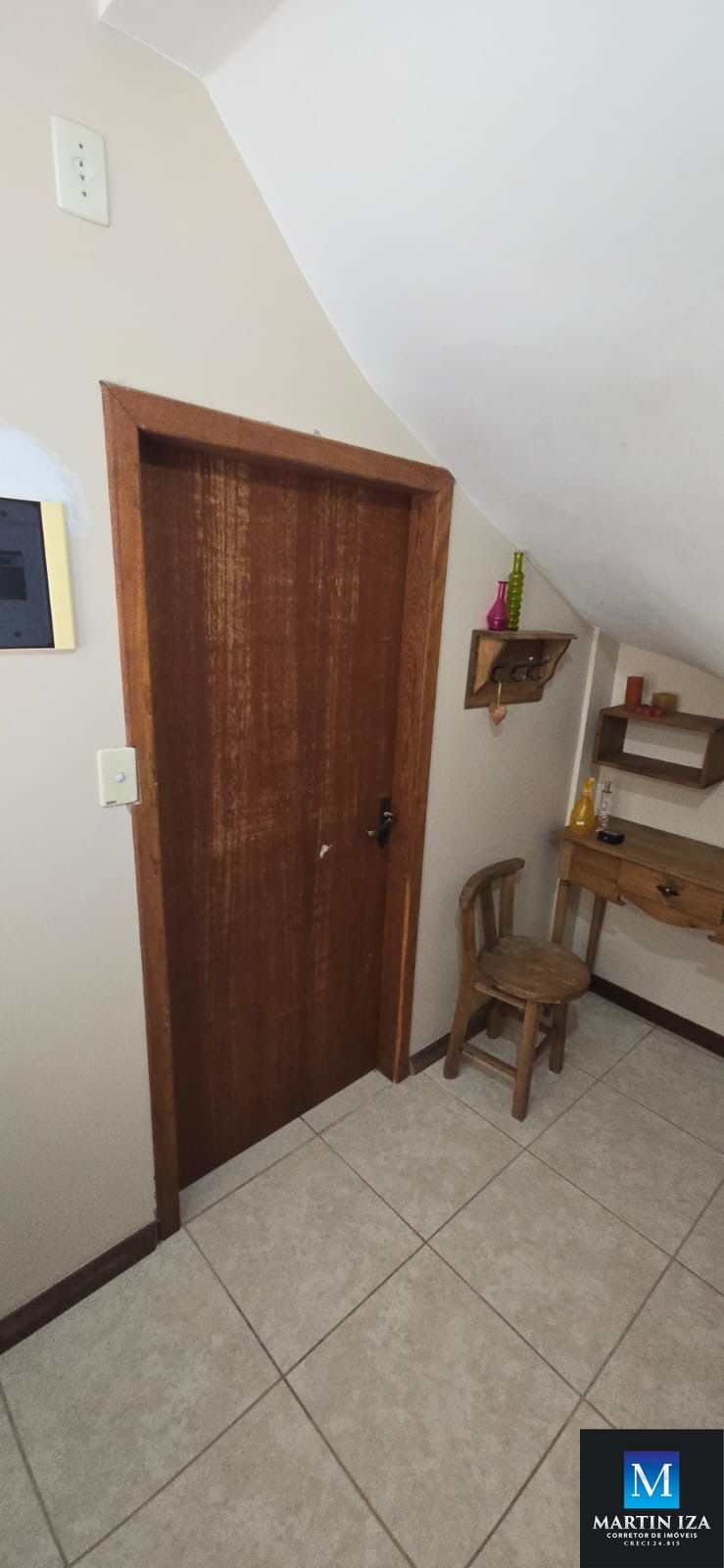 Apartamento à venda com 3 quartos, 201m² - Foto 4