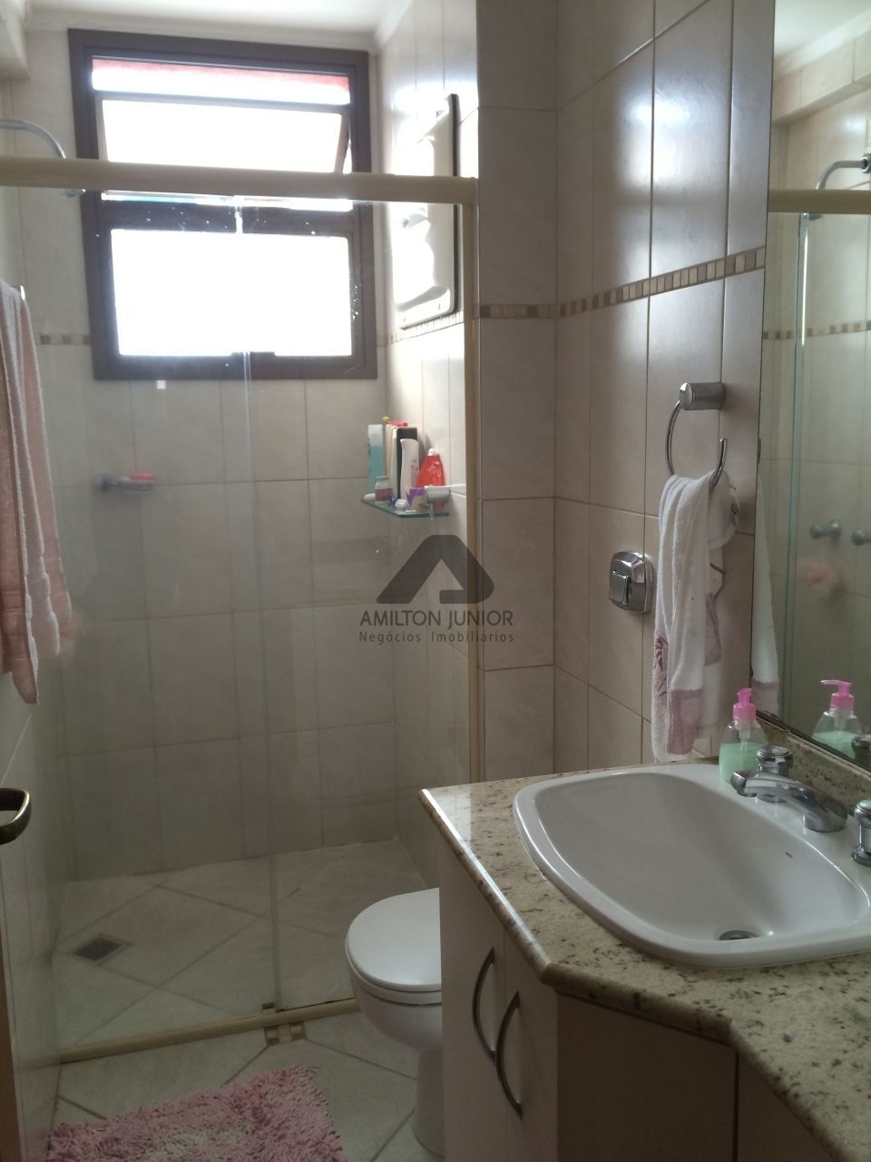 Apartamento à venda com 3 quartos, 198m² - Foto 12