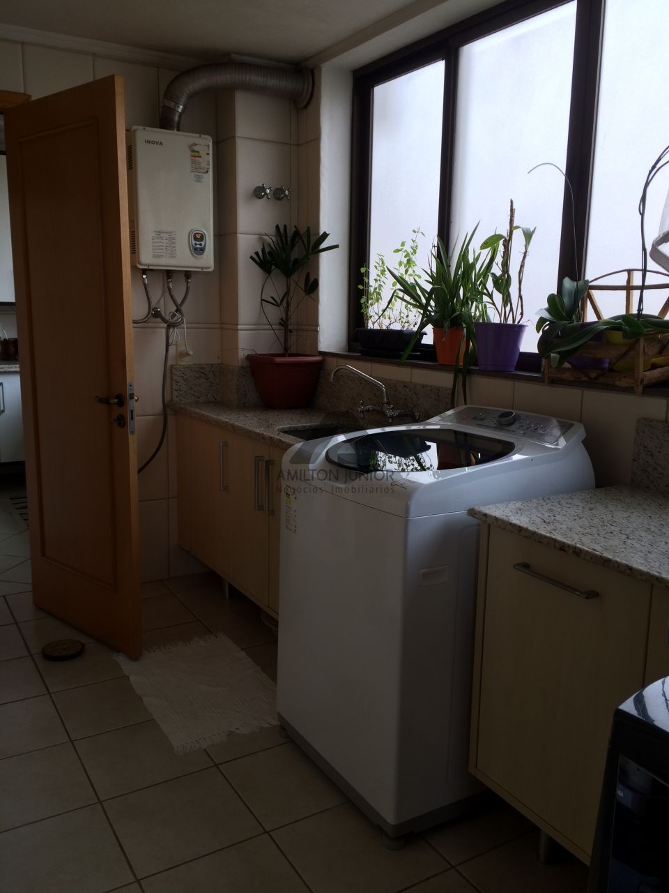 Apartamento à venda com 3 quartos, 198m² - Foto 5