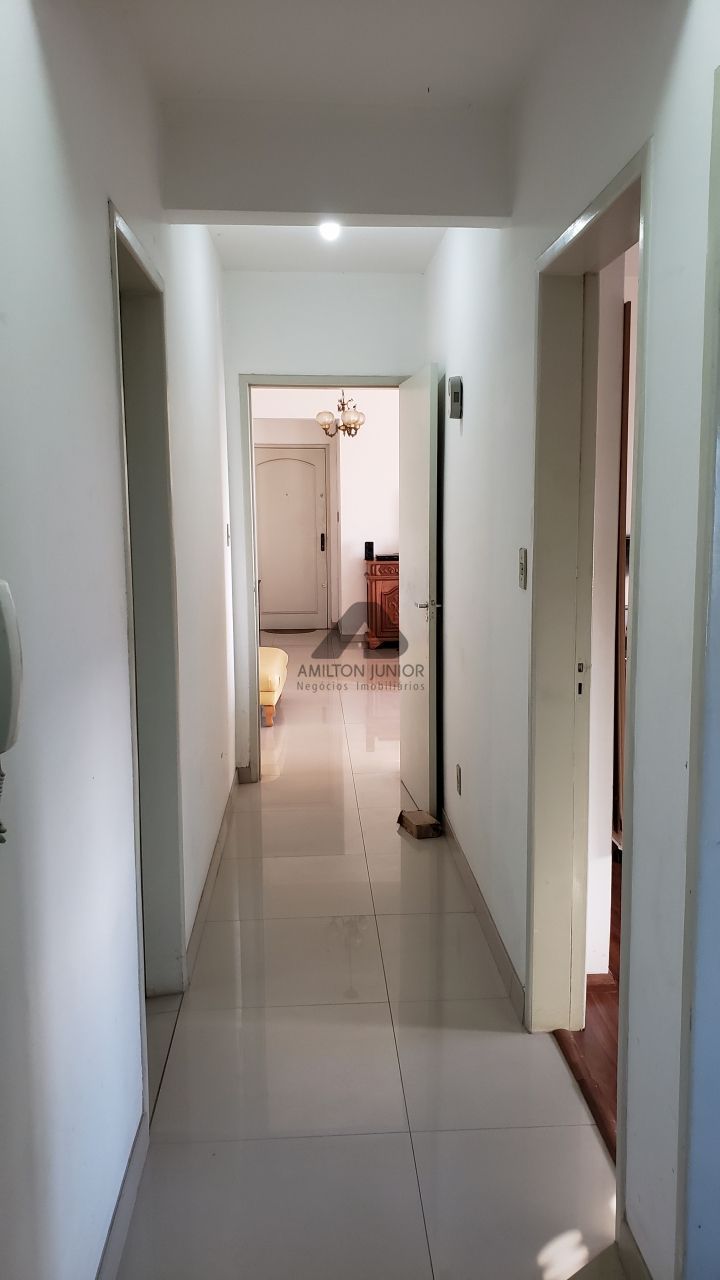 Apartamento à venda com 3 quartos, 115m² - Foto 13