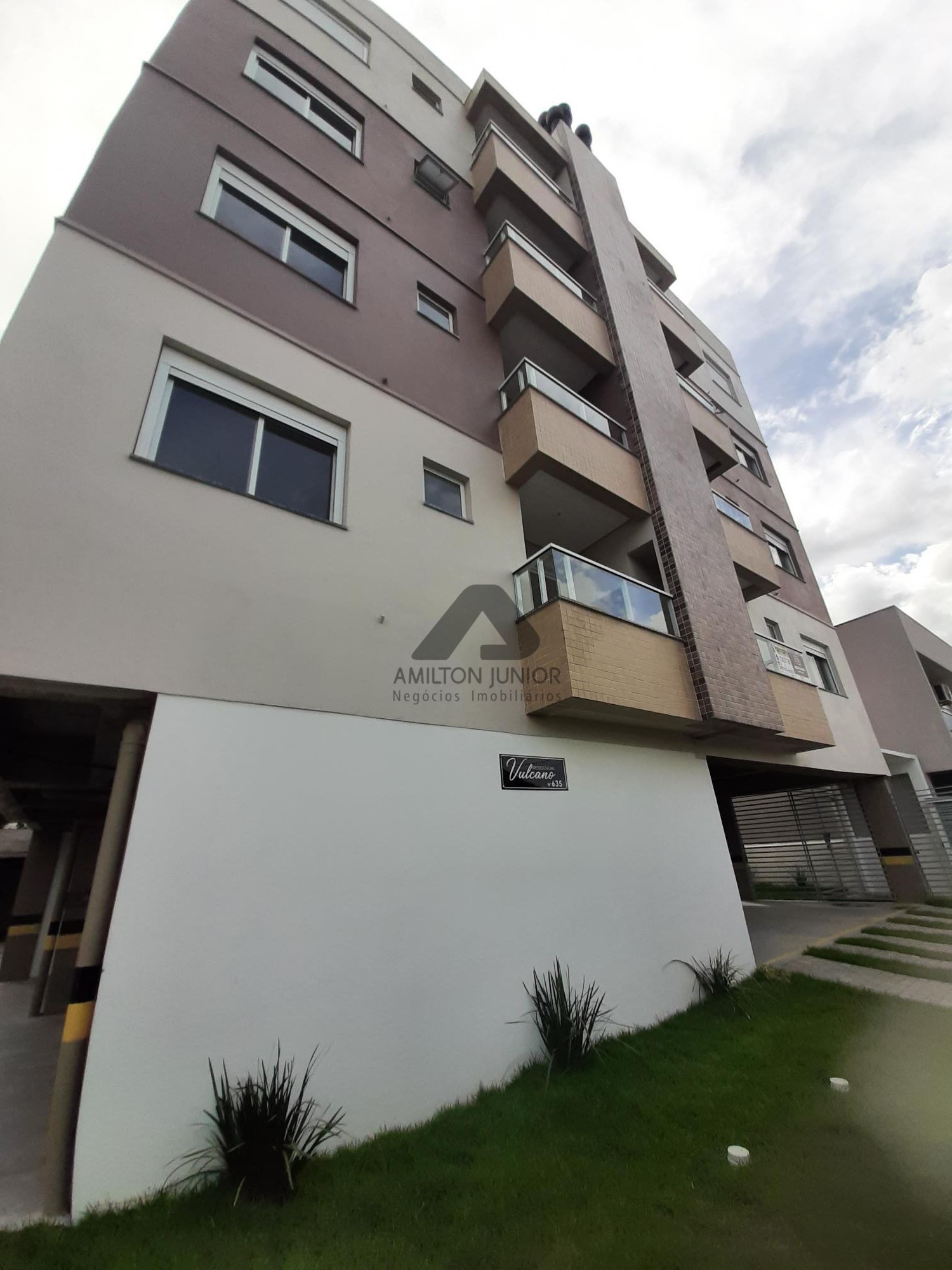 Apartamento à venda e aluguel com 1 quarto, 36m² - Foto 1