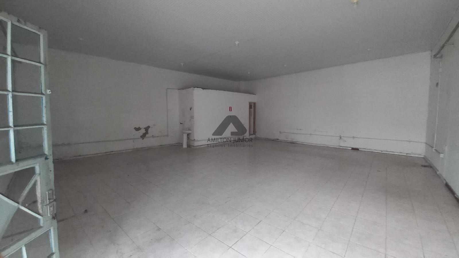 Conjunto Comercial-Sala para alugar com 1 quarto, 90m² - Foto 3