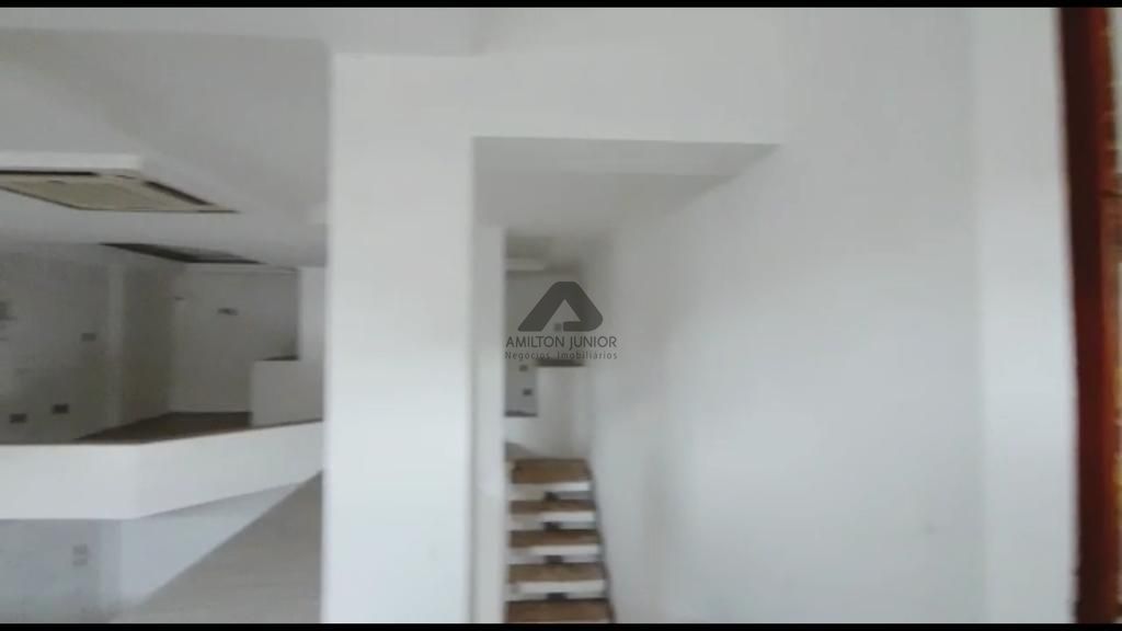 Apartamento à venda com 3 quartos, 243m² - Foto 12