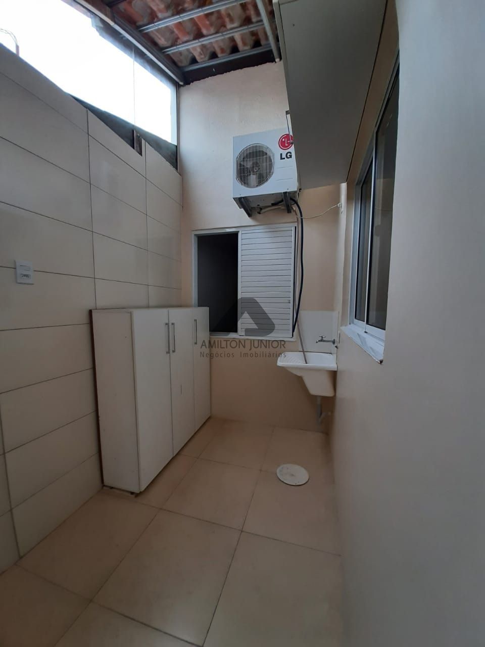 Casa à venda com 2 quartos, 96m² - Foto 10