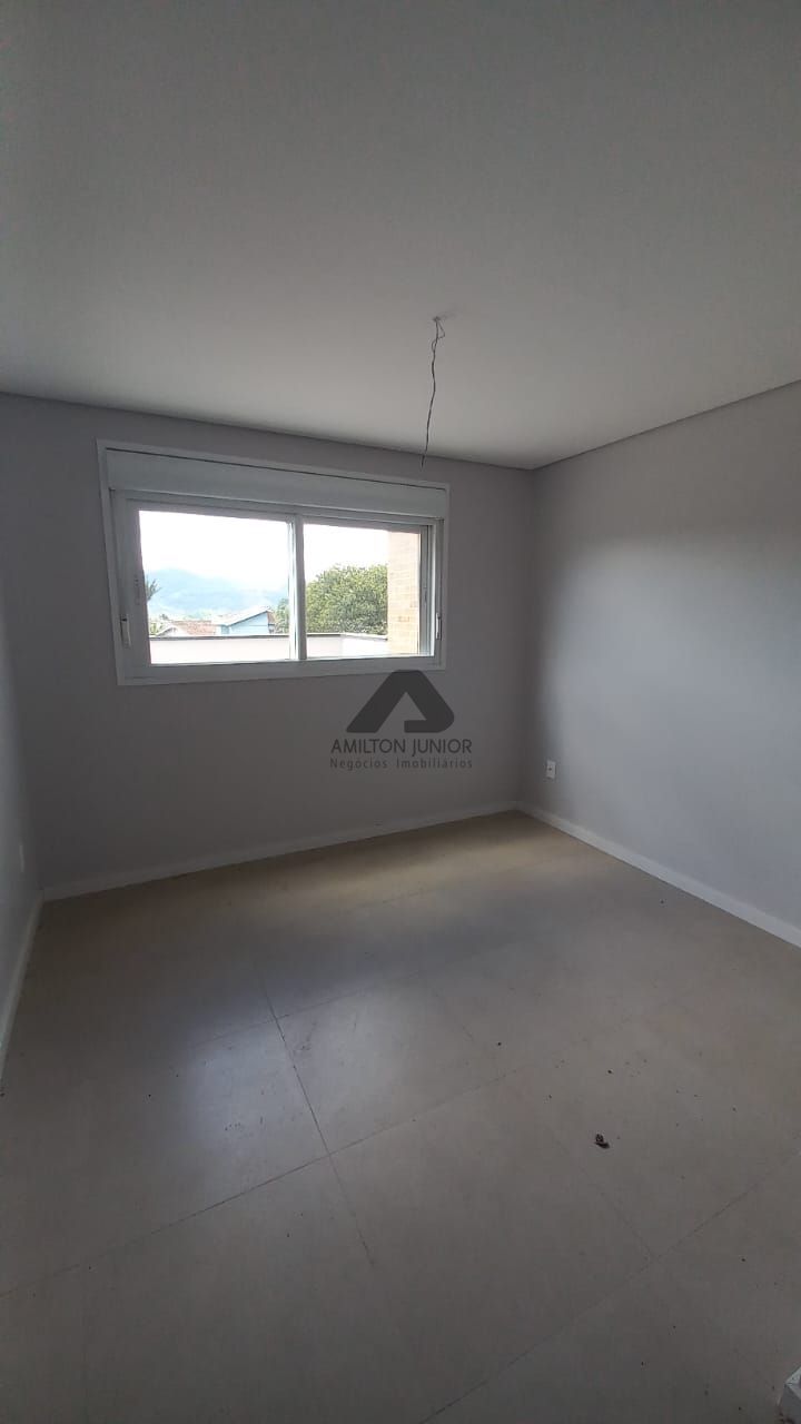 Apartamento à venda com 2 quartos, 67m² - Foto 11