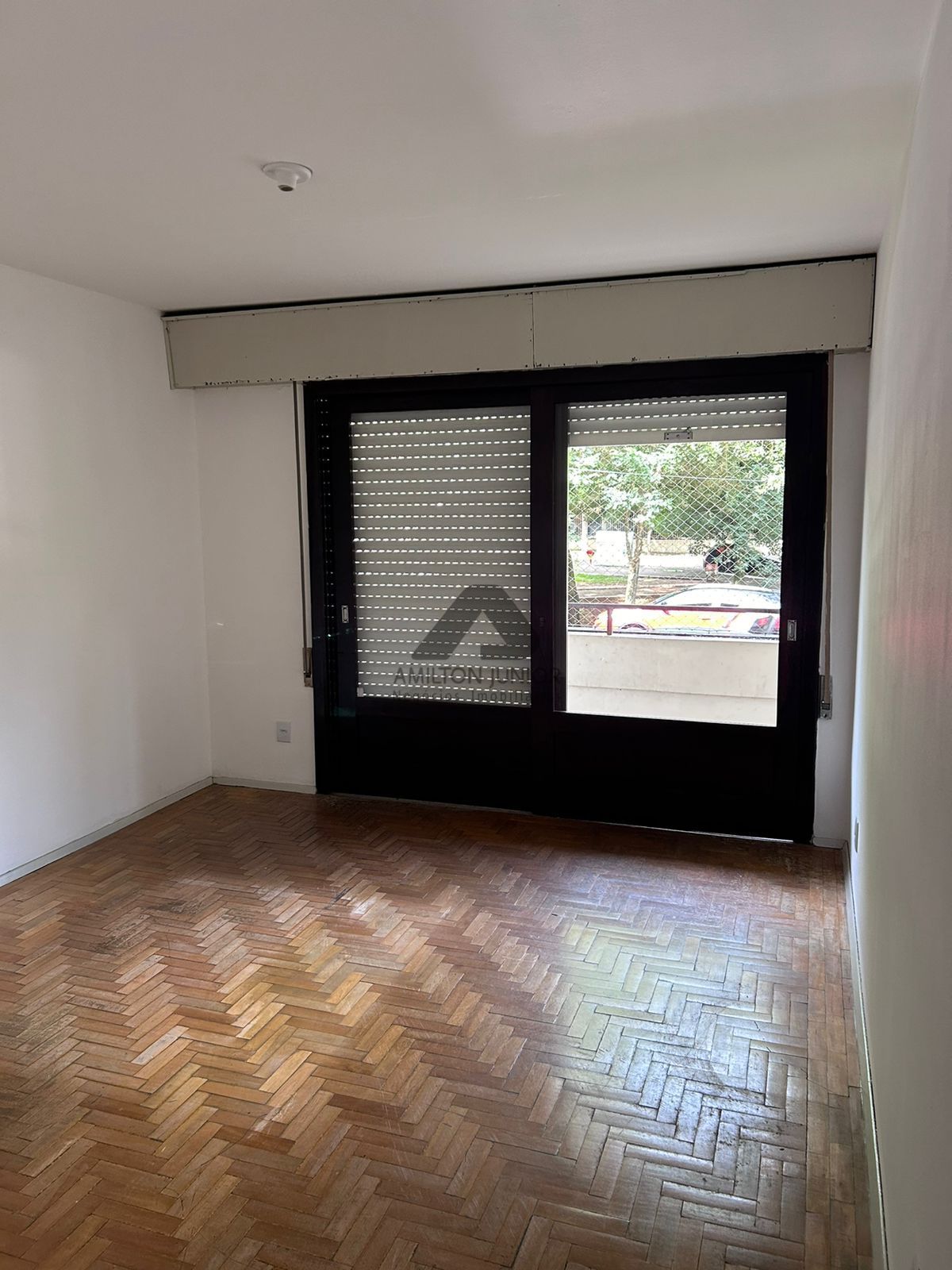 Apartamento à venda e aluguel com 3 quartos, 140m² - Foto 9