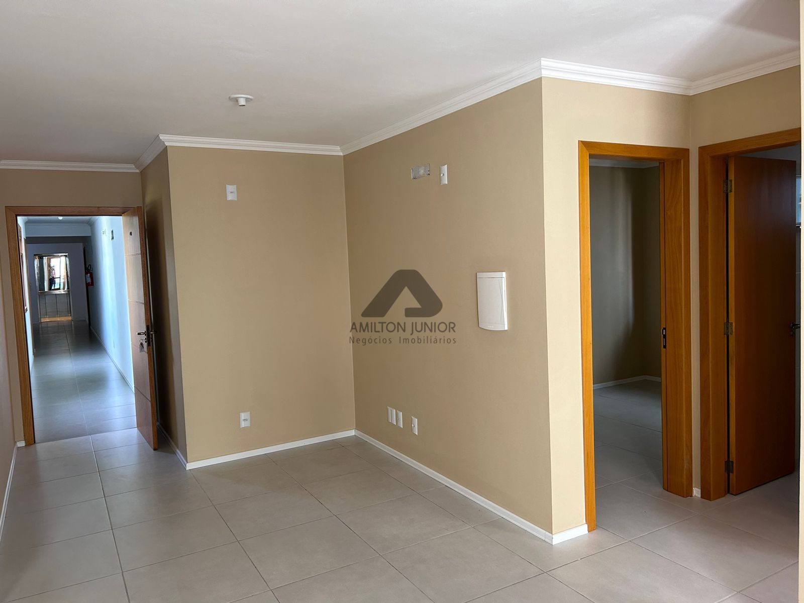 Apartamento à venda com 2 quartos, 65m² - Foto 5