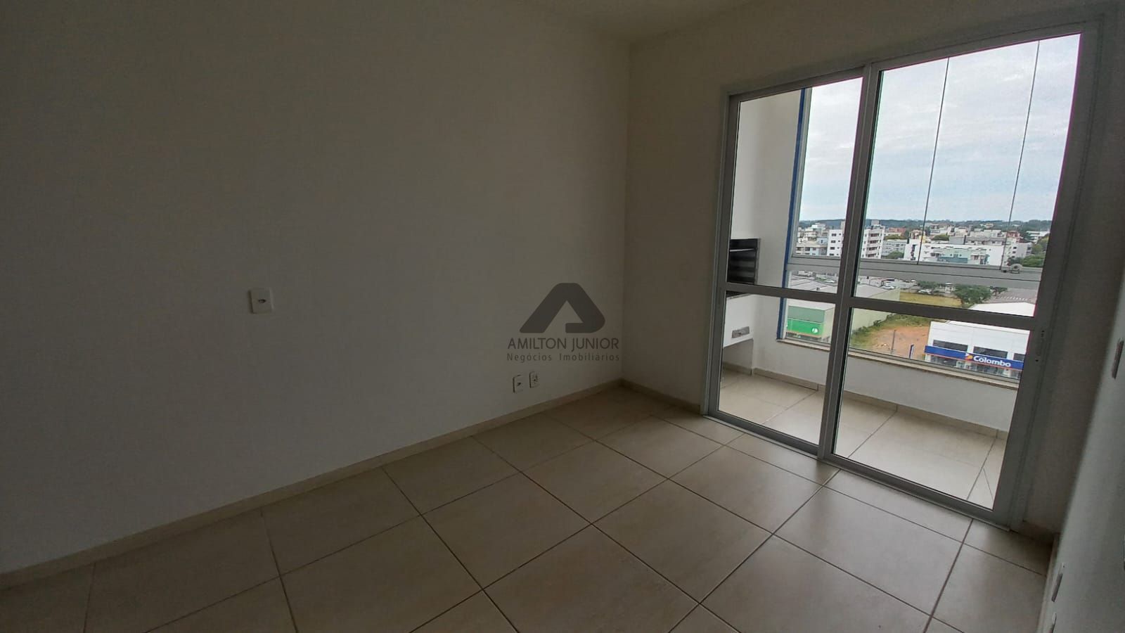 Apartamento para alugar com 2 quartos, 66m² - Foto 5