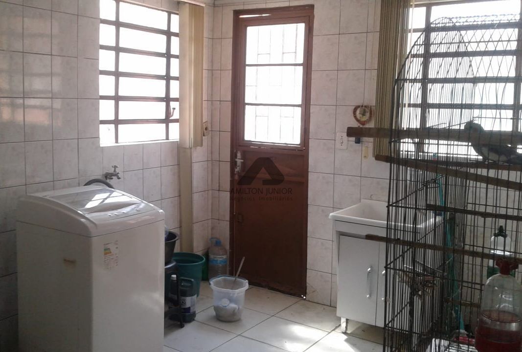 Casa à venda com 3 quartos, 150m² - Foto 6