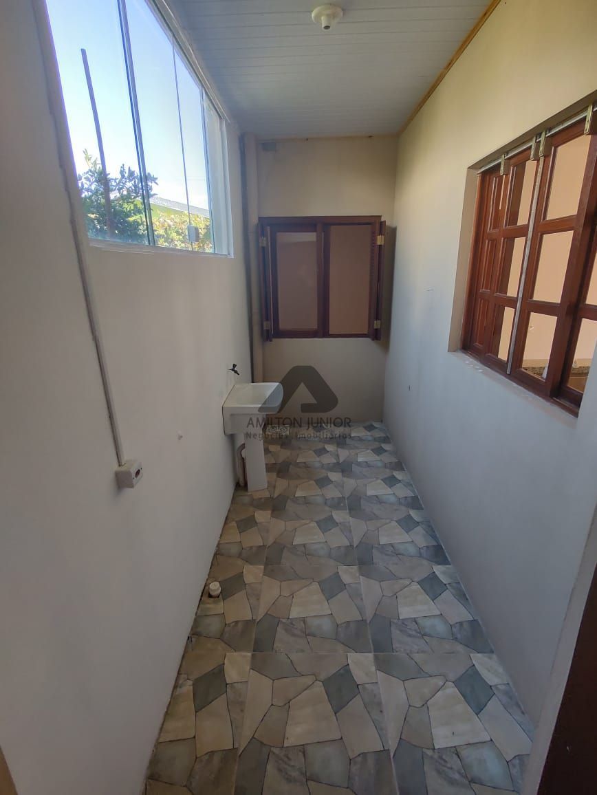 Casa à venda com 2 quartos, 62m² - Foto 16