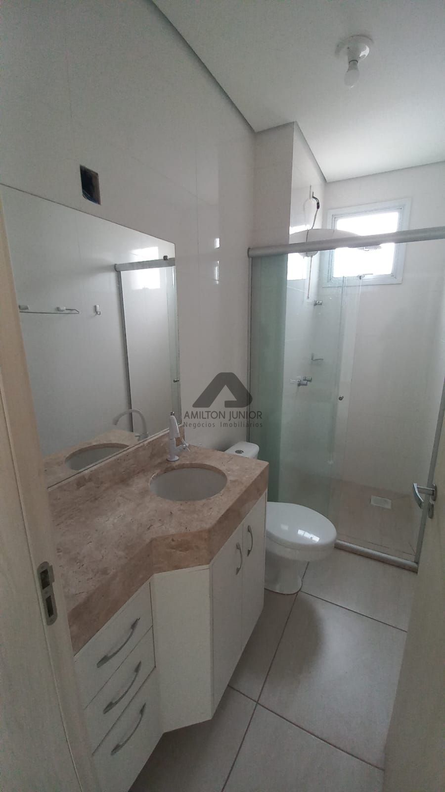 Apartamento para alugar com 2 quartos, 66m² - Foto 15