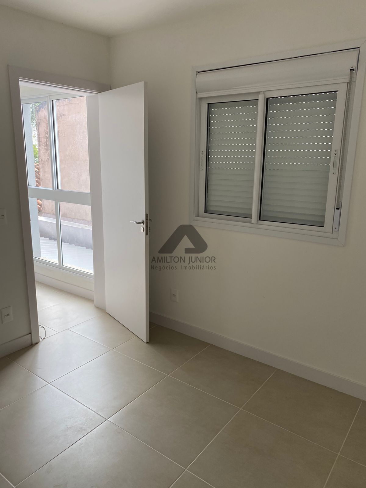 Apartamento à venda com 1 quarto, 31m² - Foto 6