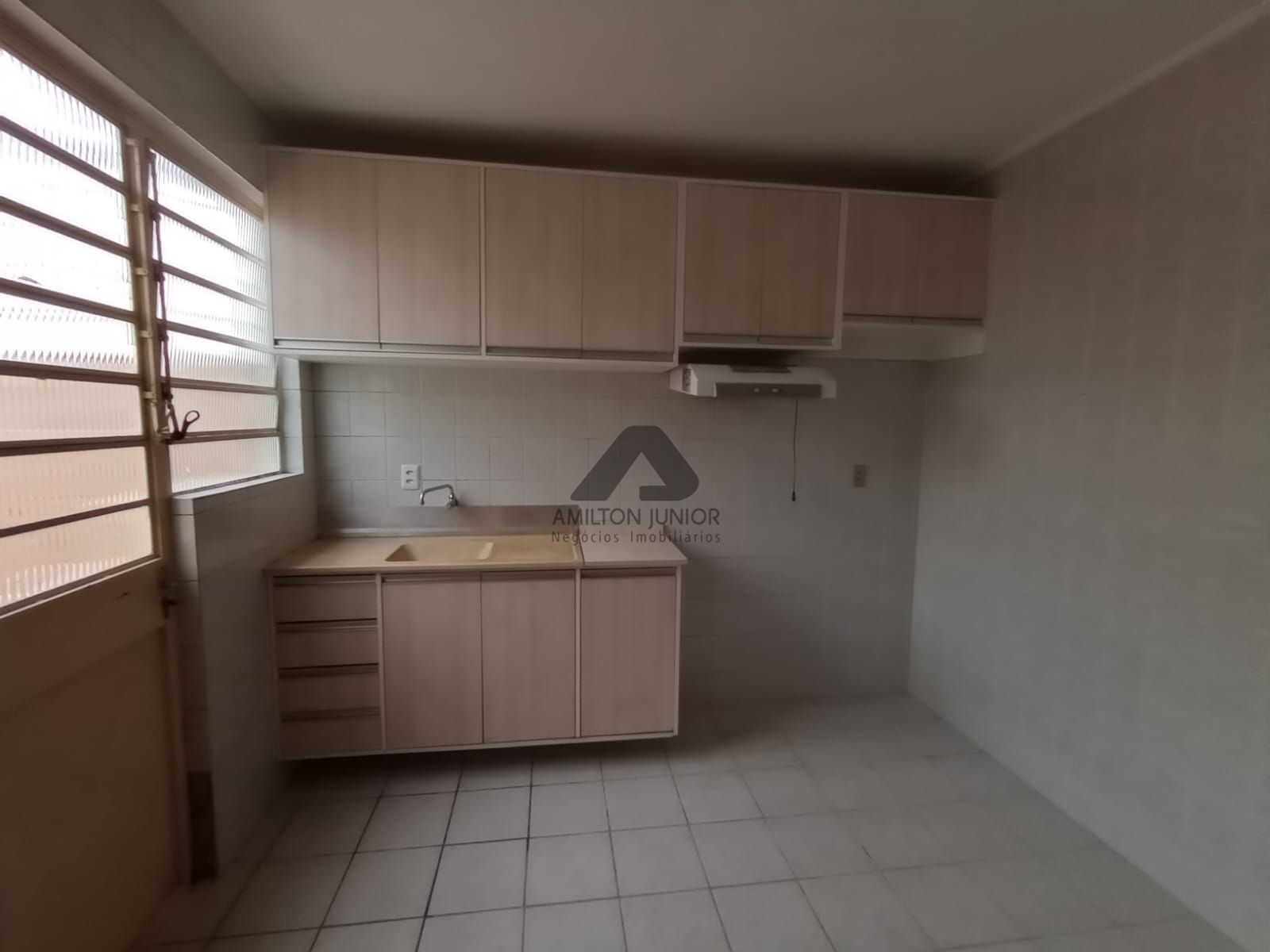 Apartamento à venda com 2 quartos, 87m² - Foto 8