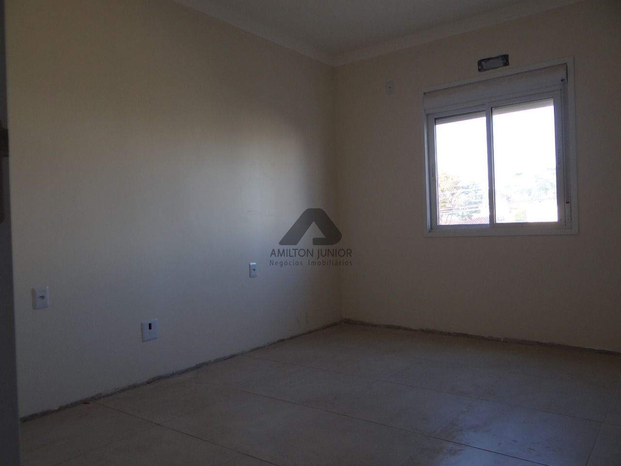 Apartamento à venda com 2 quartos, 61m² - Foto 4