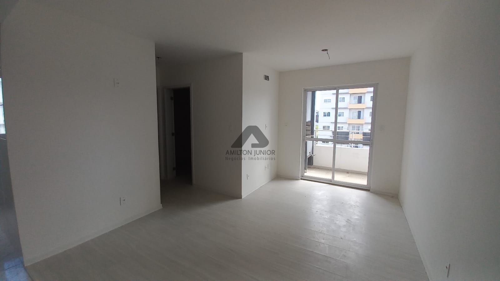 Apartamento à venda com 2 quartos, 58m² - Foto 28