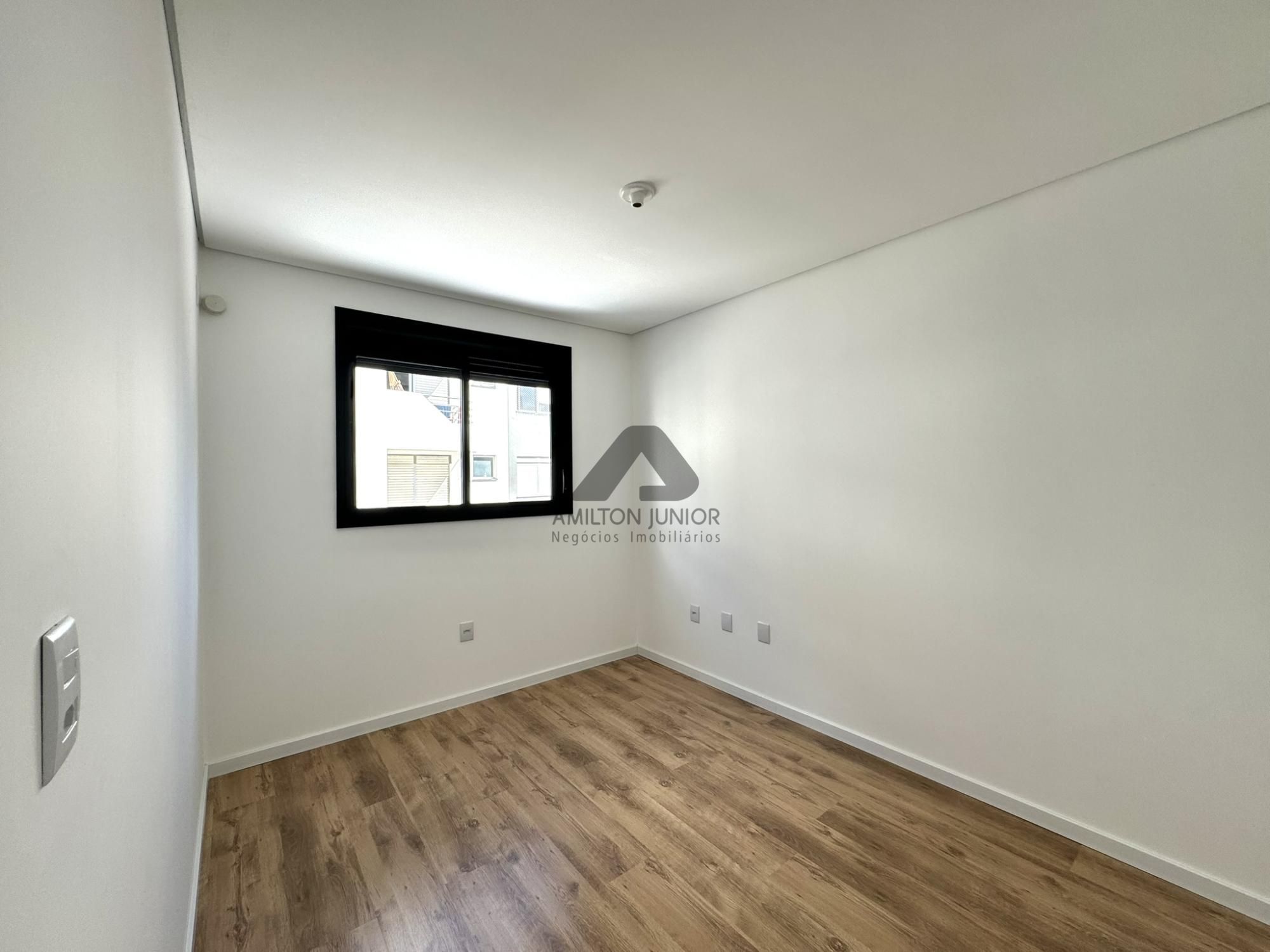 Apartamento à venda com 2 quartos, 73m² - Foto 3