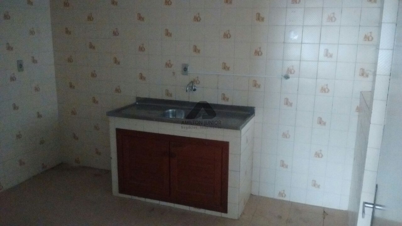 Apartamento à venda com 2 quartos, 67m² - Foto 8