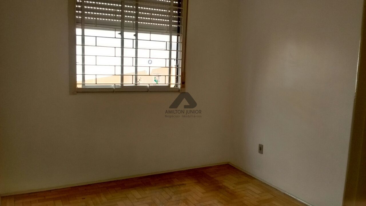 Apartamento à venda com 2 quartos, 67m² - Foto 7