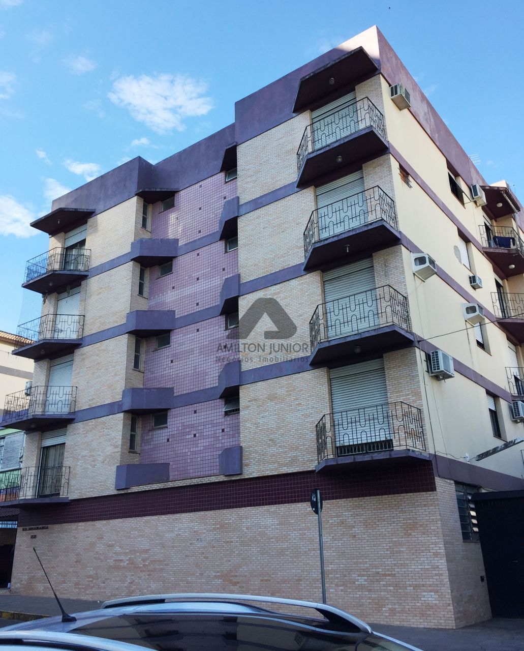 Apartamento à venda com 2 quartos, 67m² - Foto 1