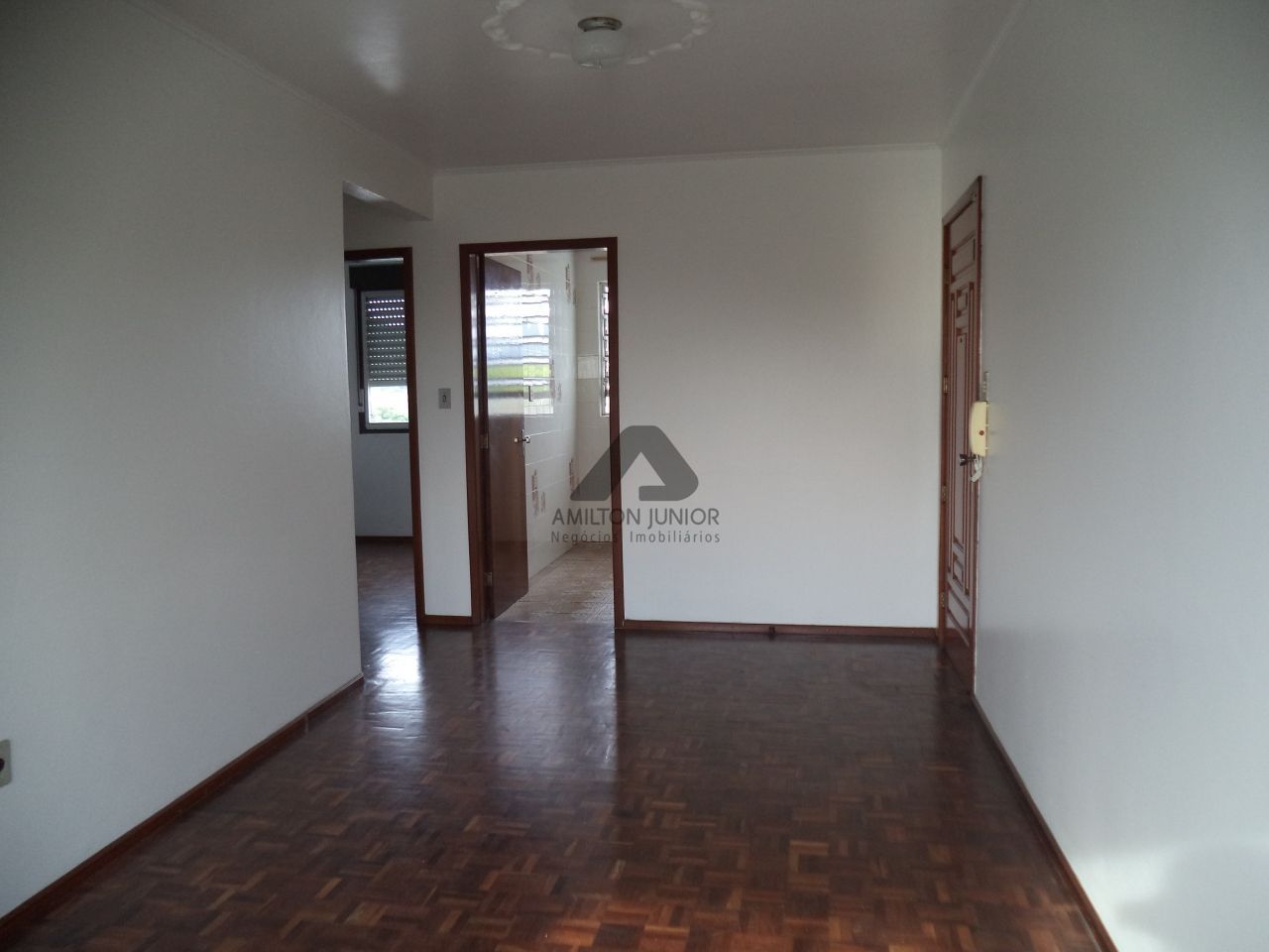 Apartamento à venda com 3 quartos, 110m² - Foto 7