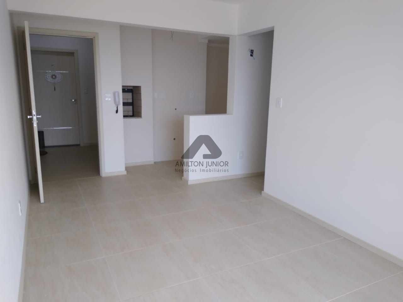 Apartamento à venda com 1 quarto, 42m² - Foto 8