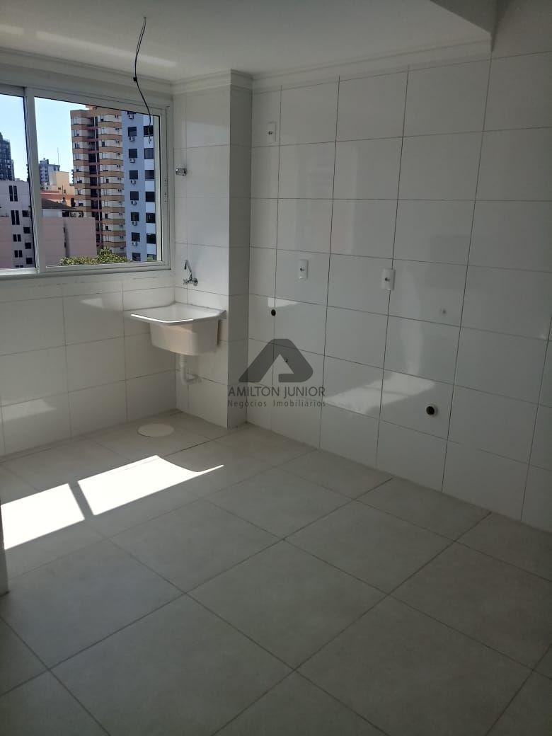 Apartamento à venda com 2 quartos, 83m² - Foto 13